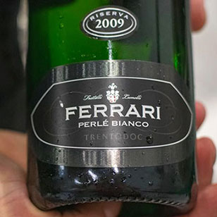Ferrari Trentodoc Perlé Bianco Riserva 2009