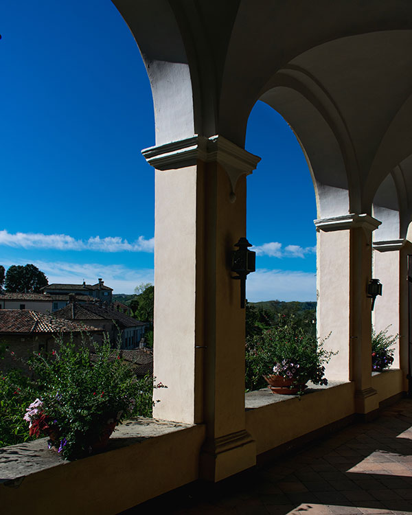 Scorci dal Castello di Neive