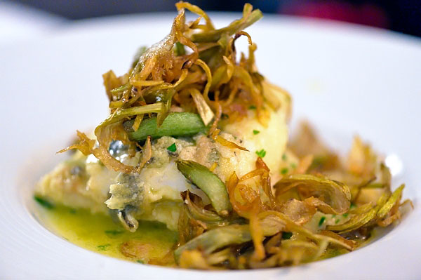 Rombo alla mugnaia con carciofi croccanti