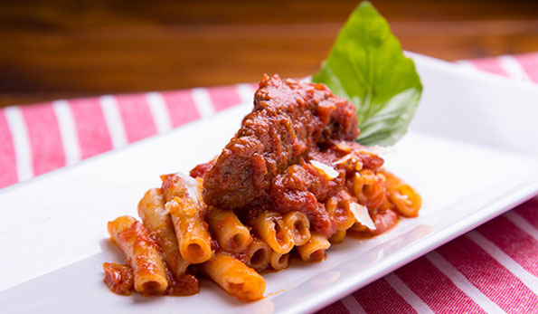 Ziti al ragù napoletano