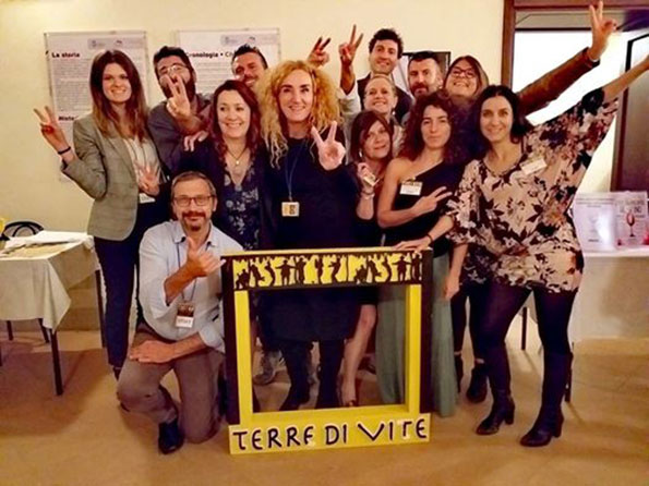 Barbara Brandoli con lo staff di Terre di Vite