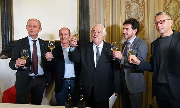 Da sinistra: Stefano Ciuoffo, Antonio Arrighi, Attilio Scienza, Stefano Muti e Stefano Feri