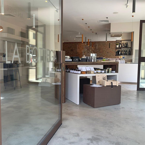 Pruneti Extra Gallery La Bottega