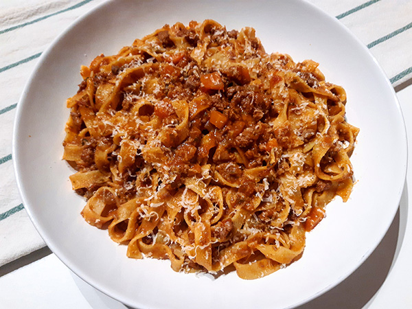 Fettuccine di Campofilone con ragù alla bolognese