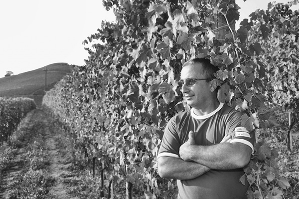 Davide Vietto nella vigna Bricco Gigi