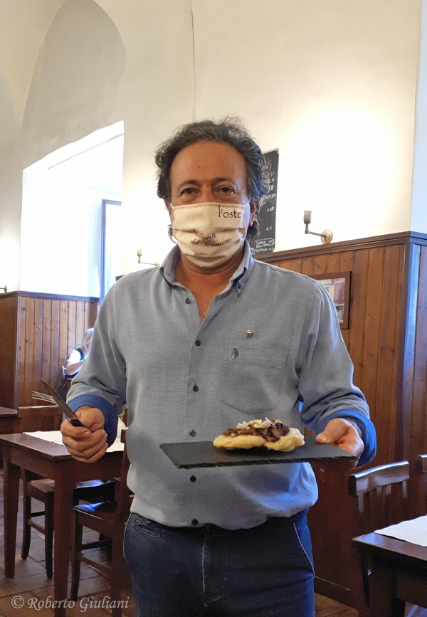 Colombo con la pizzetta fritta