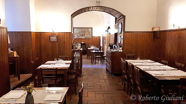 Trattoria del Cimino: la sala interna
