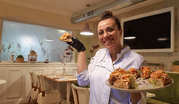 Amalia Costantini, Pizza Mater