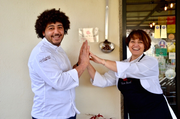 Tiziana Favi e Hassan Ismail Jaafar