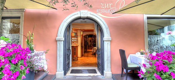 L'ingresso al ristorante Zur Rose