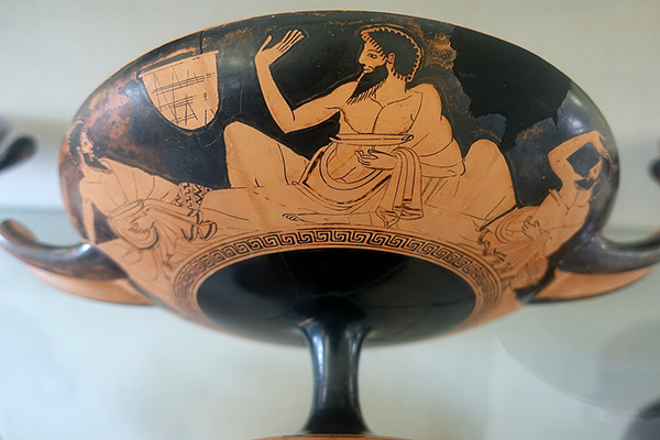 Kylix Daderot. Wikimedia Commons