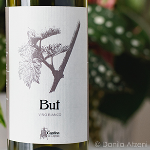But Bianco (2020) Cantina di Tappia