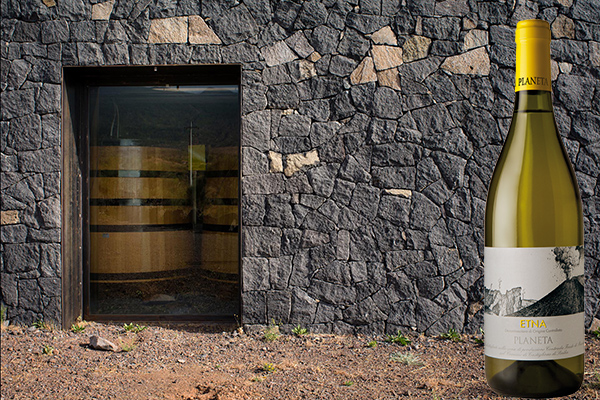 Etna Bianco 2017 Planeta