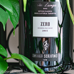 Alta Langa Metodo Classico Riserva Pas Dosé Sboccatura Tardiva 2015 Enrico Serafino