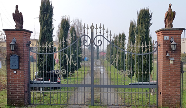 Ingresso Azienda Agricola Barbacarlo di Maga Lino