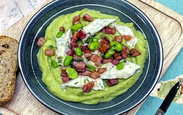 Purè di fave al gorgonzola e guanciale