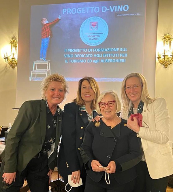 Da sinistra: Roberta Lanero, Roberta Urso, Donatella Cinelli Colombini e Antonietta Mazzeo