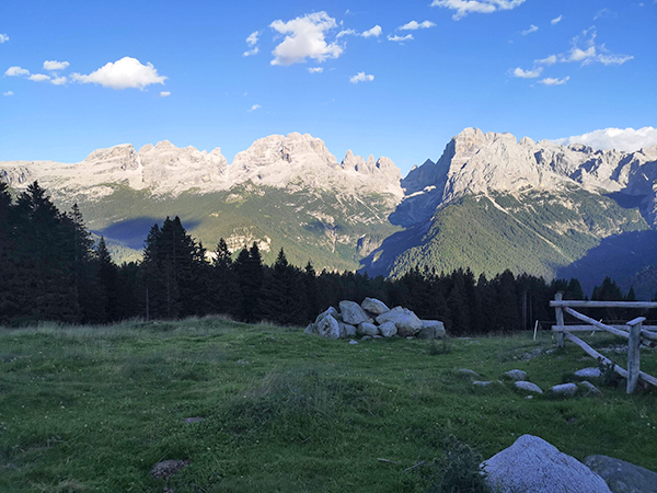 Sentiero dal rifugio Malga Ritorto