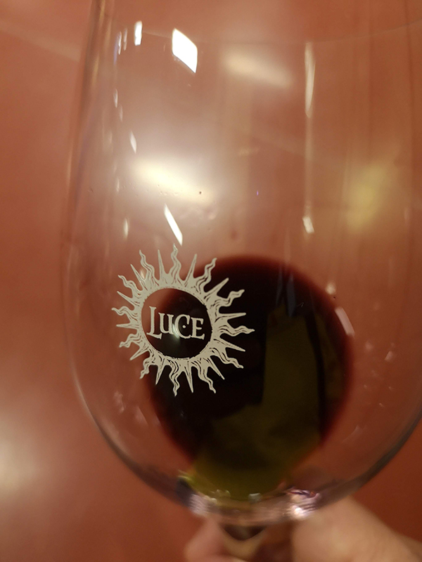 Calice luce della vite