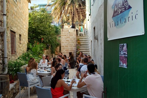 konoba Vina Carić