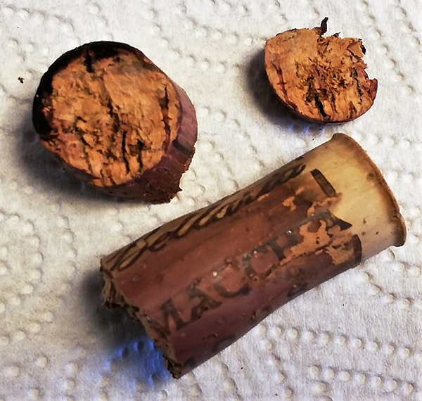 tappo rotto in sughero