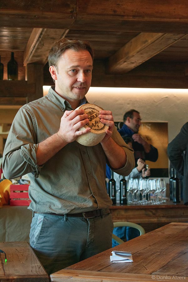 Stefano Lunardi, titolare dell'Antica Latteria Erbavoglio