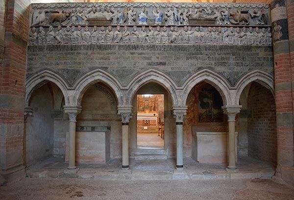 Abbazia di Santa Maria di Vezzolano