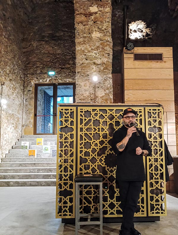 L'artista palermitano Andrea Buglisi