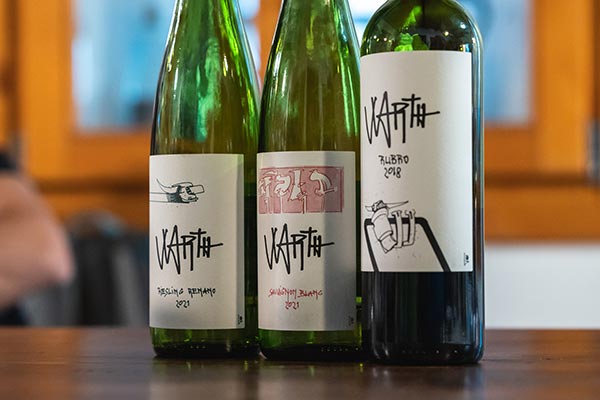 Le tre etichette disegnate da Paolo Tait