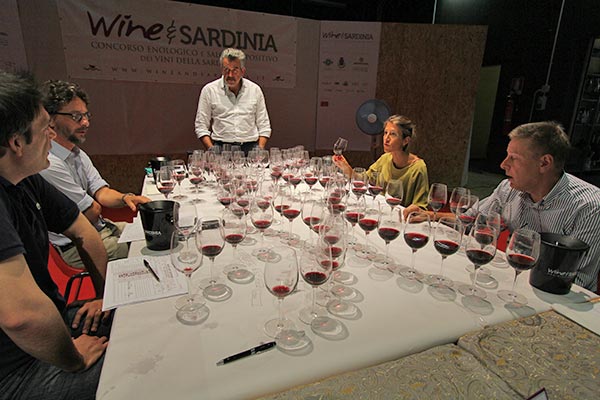 Wine and Sardinia 2023