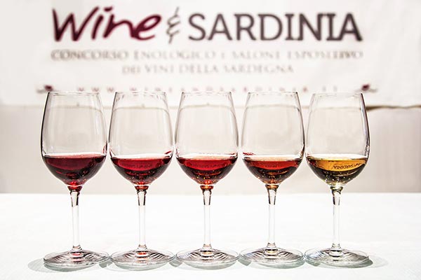 Wine and Sardinia 2023