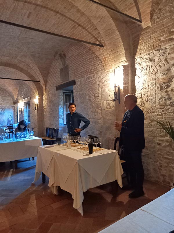 Il relaltore e giornalista Jacopo Cossater