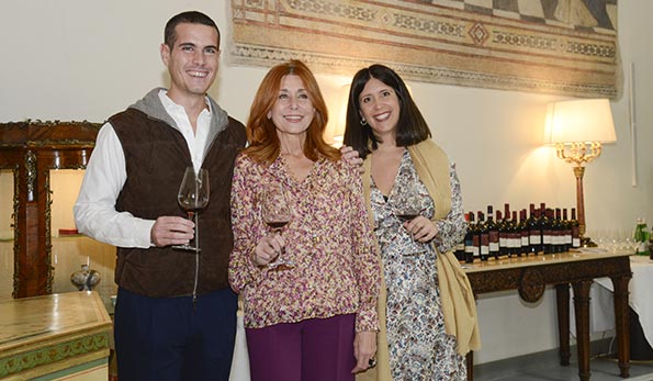 Elisabetta Geppetti con i figlio Clara ed Ettore