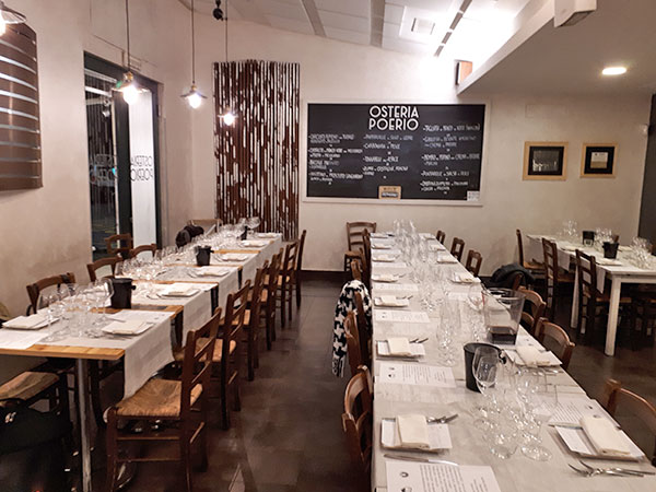 Osteria Poerio, la sala pronta per giornalisti e produttori