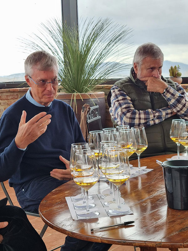 Giangiacomo Spalletti Trivelli e l'enologo Maurizio Castelli