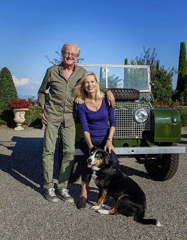 Wolfgang Reitzle e Nina Ruge, proprietari di Villa Santo Stefano. Foto di Massimo Tessandori Bernini