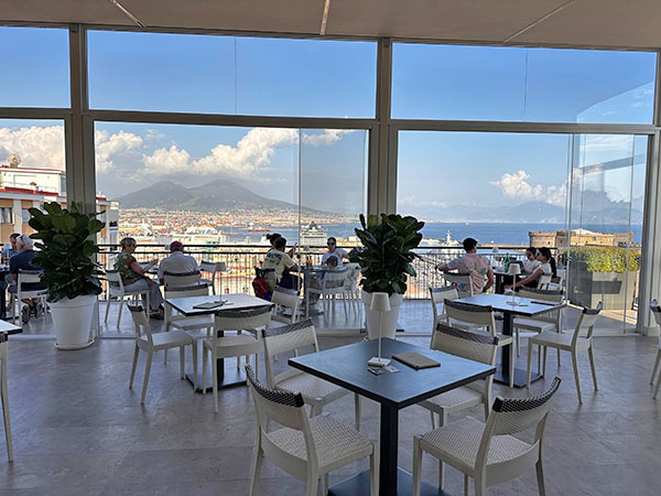 La sala del Roof Garden Angiò