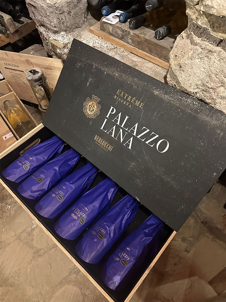 Confezione Palazzo Lana Berlucchi