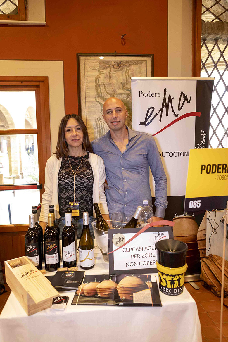 Podere Ema a Terre di Vite: Sara Cintelli e Stefano Tucci