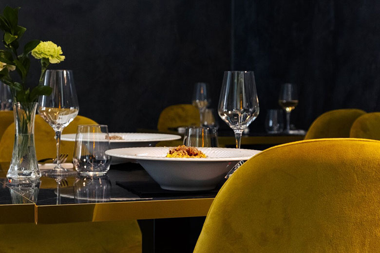 Sala interna Essenza Trattoria Moderna