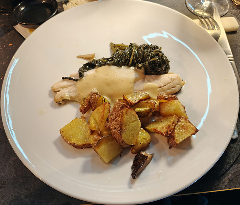 Spigola al forno con verdure di stagione