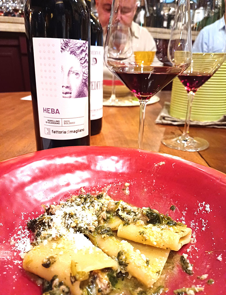 Pacchero al ragù di cortile con cicoria e pecorino