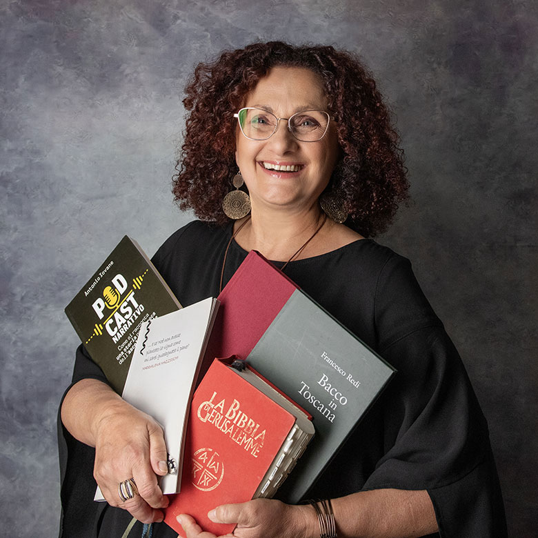 Maddalena Mazzeschi con i libri