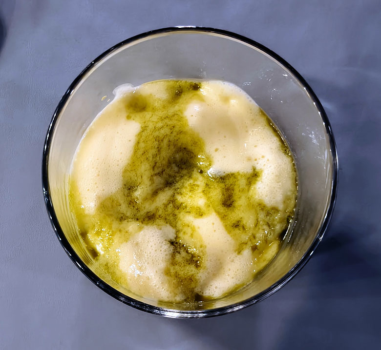 Tiramisù artigianale al thè matcha