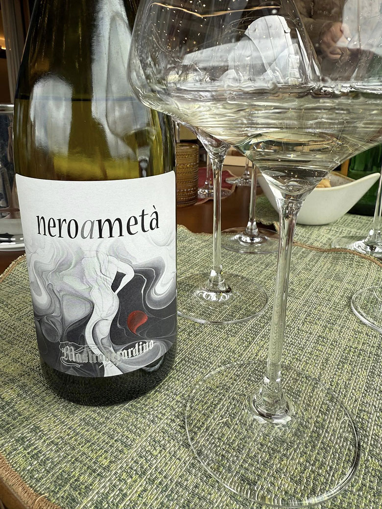 Irpinia Bianco Neroametà 2022