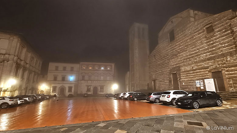 Notturna su Piazza Grande