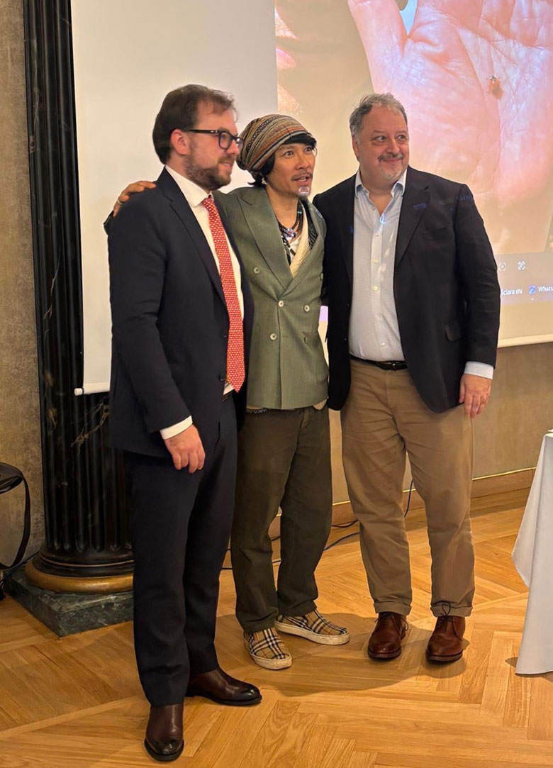 Andrea Ordan, Stefan Yim e Armando Castagno