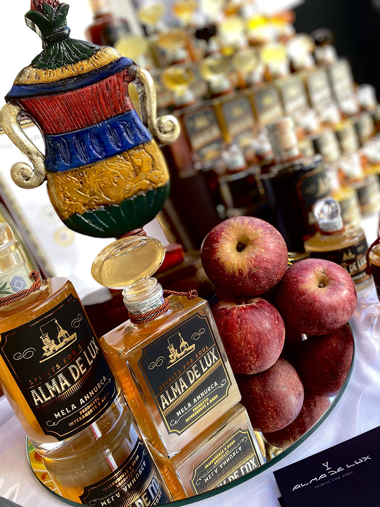 Liquore mela annurca Alma De Lux