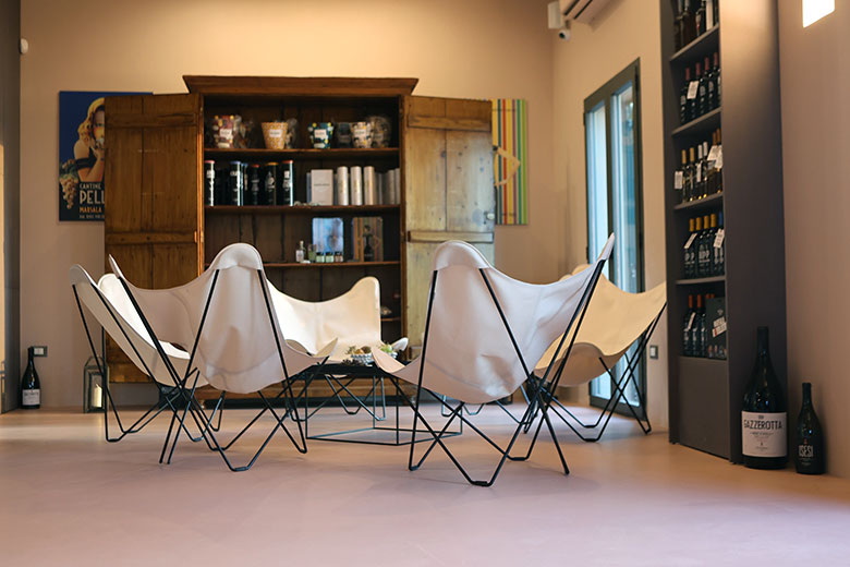 Interni cantina di Pantelleria
