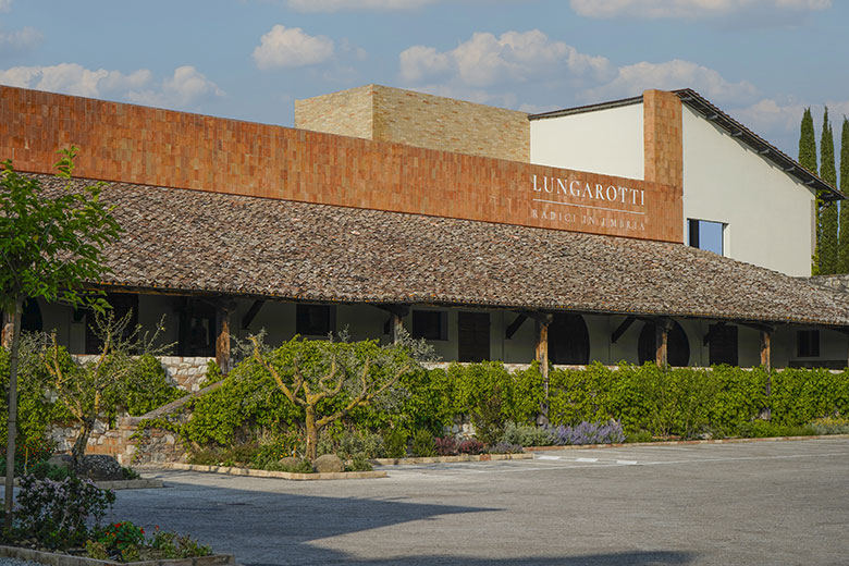 Esterno Cantina Lungarotti